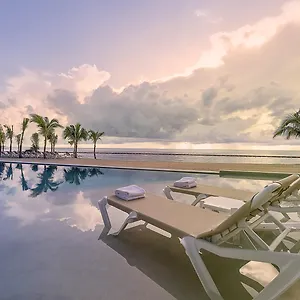 Sensira And Riviera Maya Hotel Puerto Morelos
