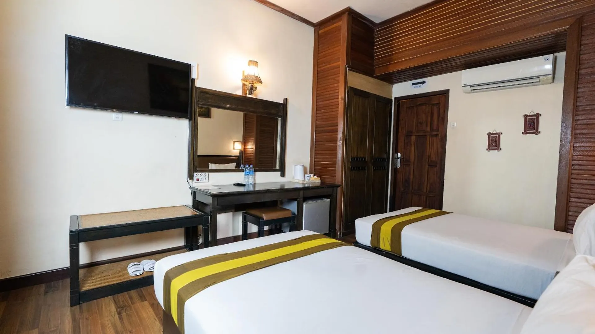 Hotel The Flora Kuta Lombok
